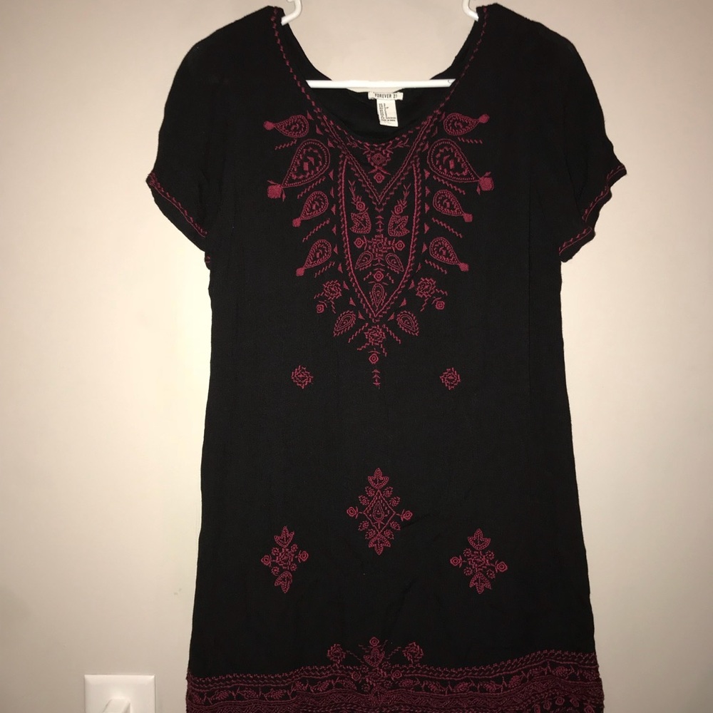 Forever 21 aztec flowy dress